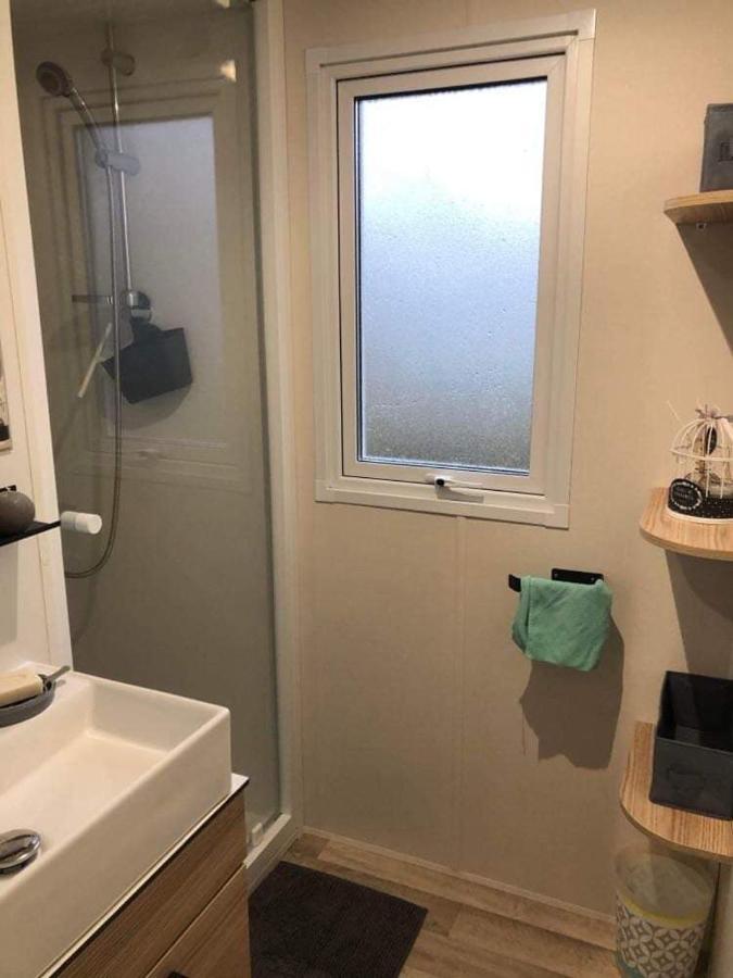 Mobil Home Neuf 6/8 Pers Biville-sur-Mer Екстериор снимка